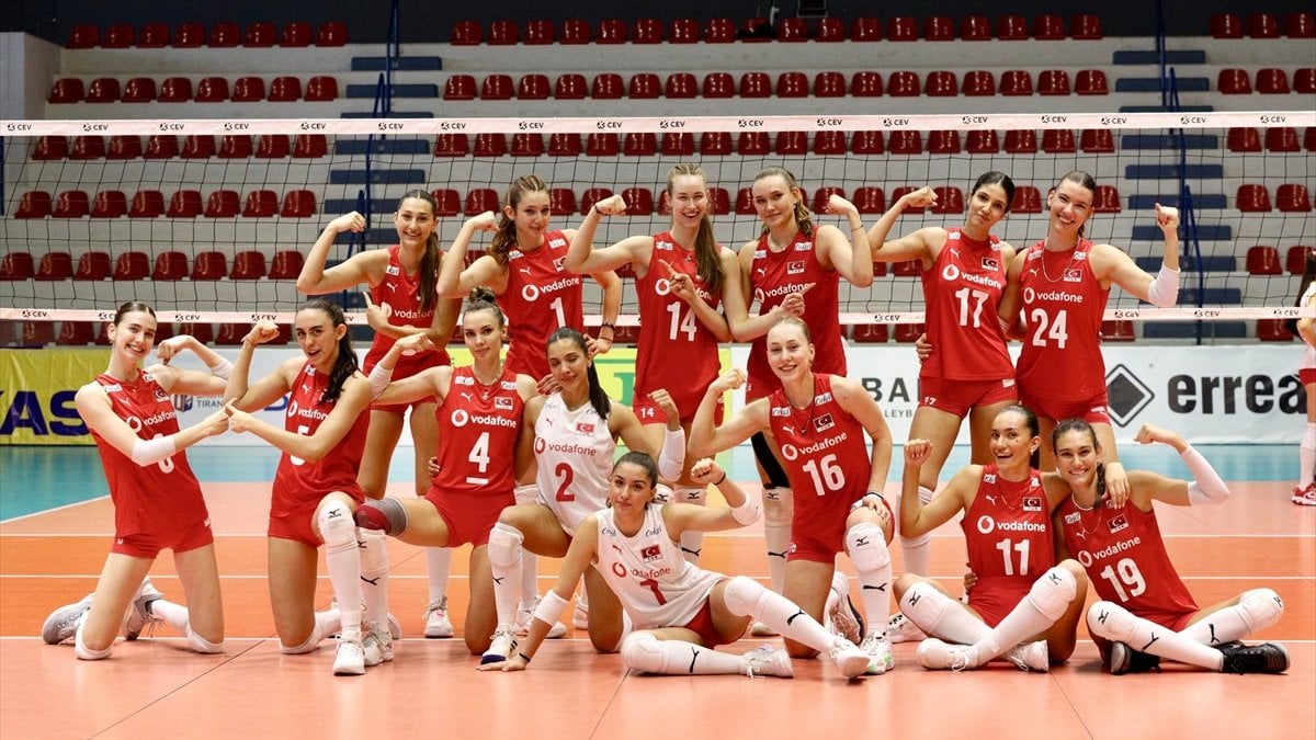 20 Yaş Altı Kadın Milli Voleybol Takımımız, Balkan Şampiyonu oldu
